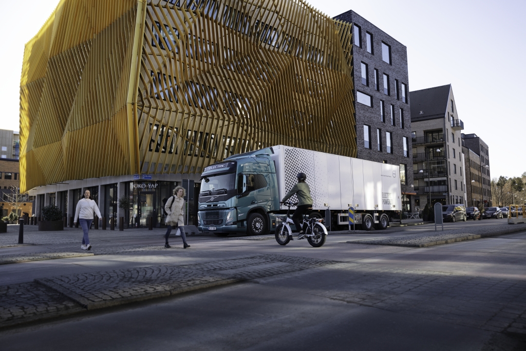 volvo-trucks-tilføjer-unikke-lyde-til-de-elektriske-lastbilmodeller